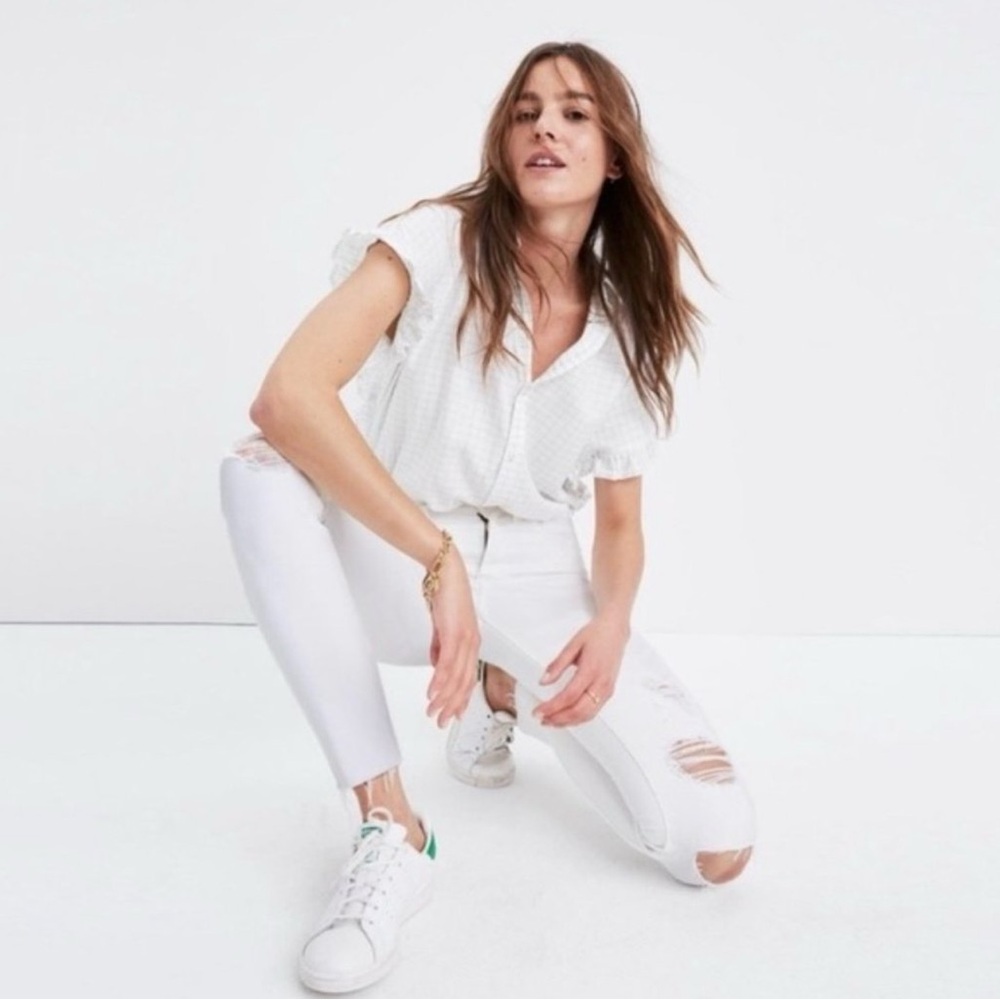 Madewell White 9” High Rise Distressed Skinny Crop Size 29 EUC